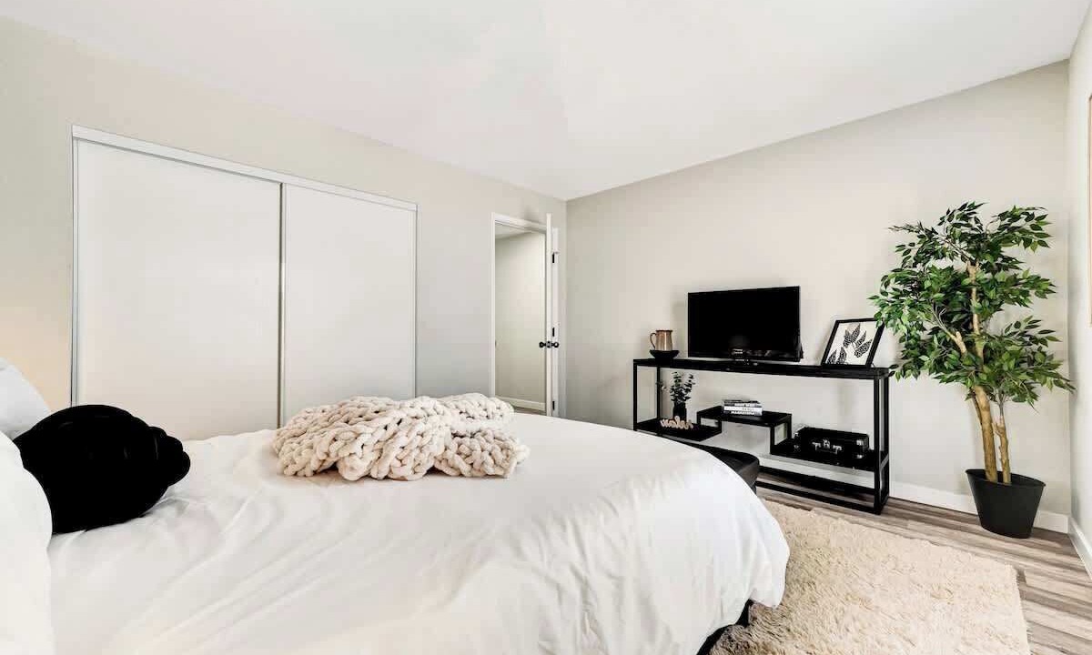 Photo of Bedroom in Spring Valley