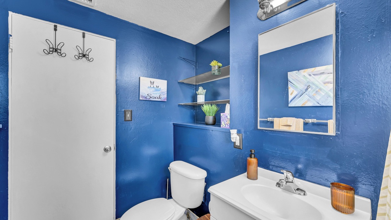 Photo of Bathroom in Downtown Las Vegas