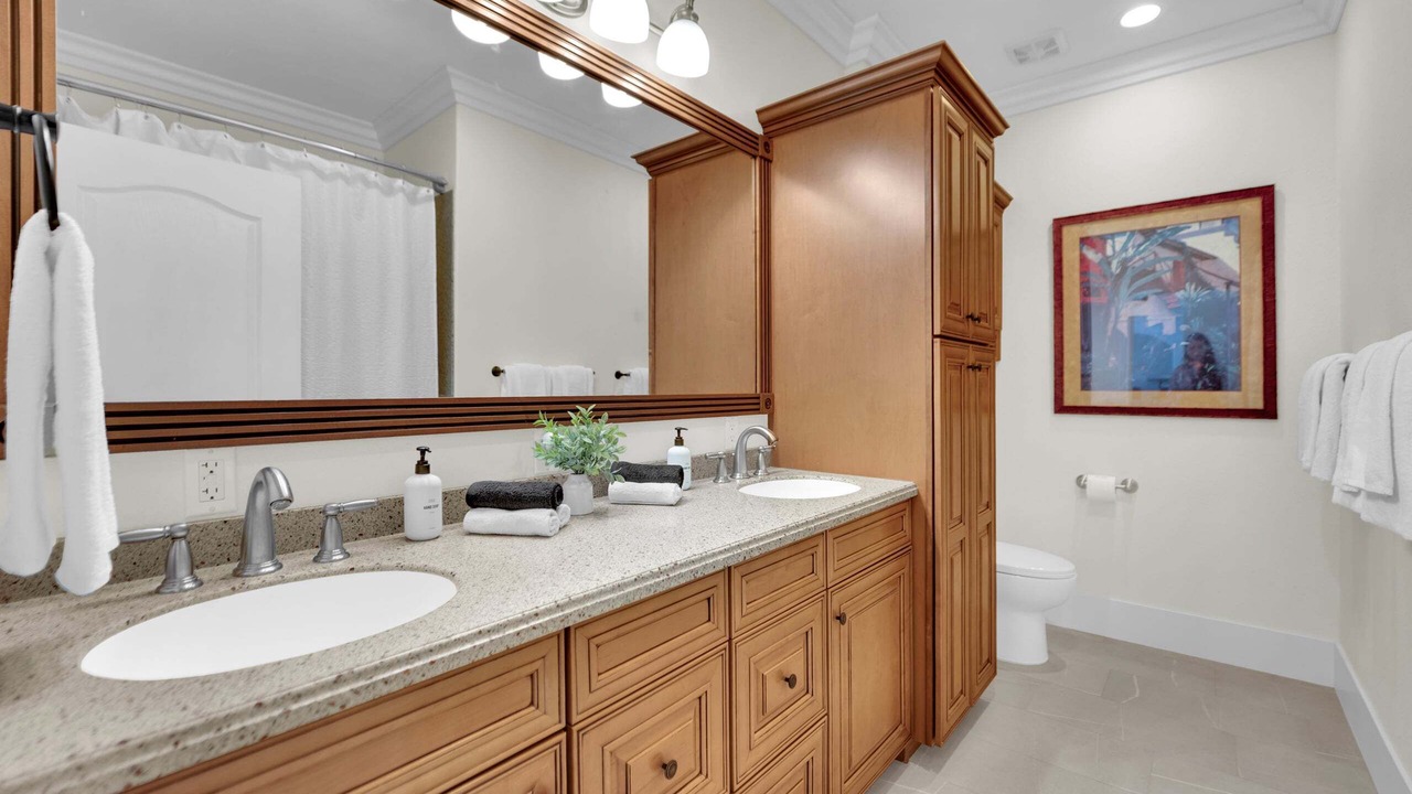 Photo of Bathroom in Mission Hills
