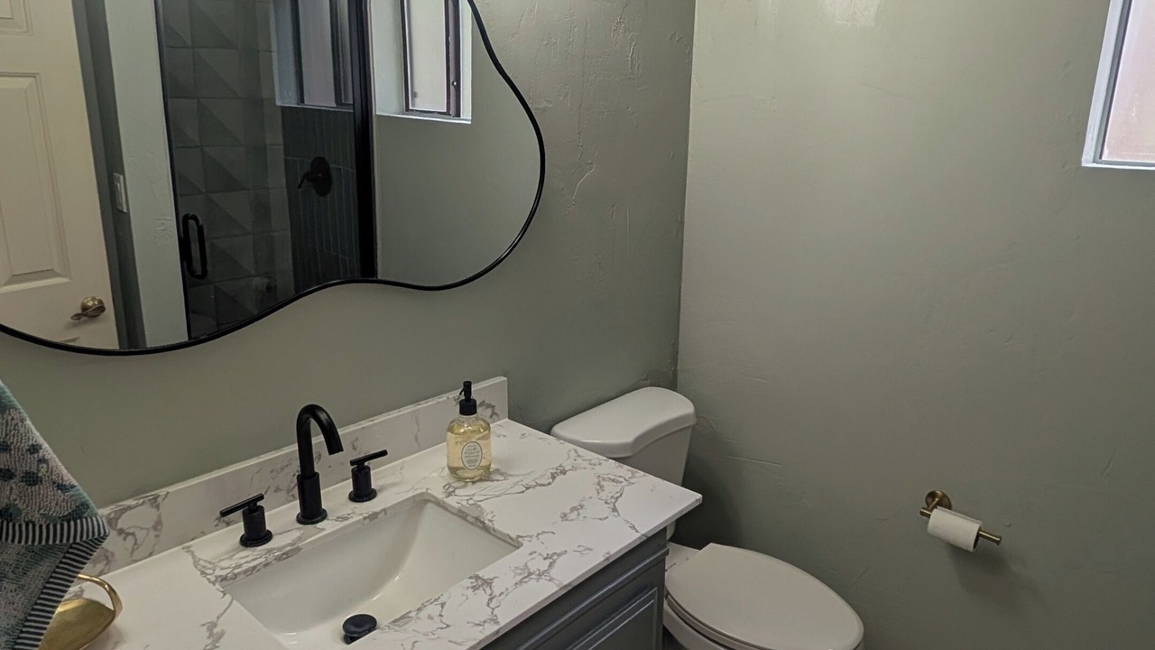 Photo of Bathroom in Strawberry