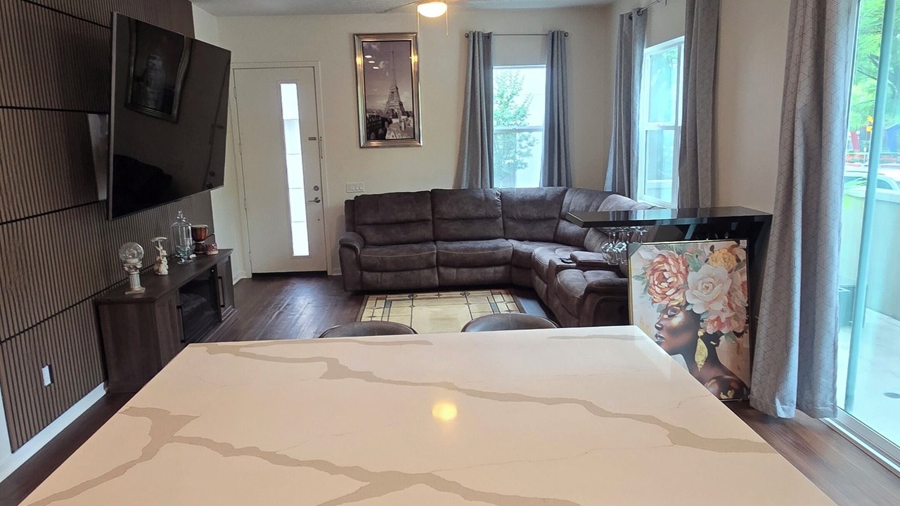 Photo of Livingroom in Rancho Cucamonga
