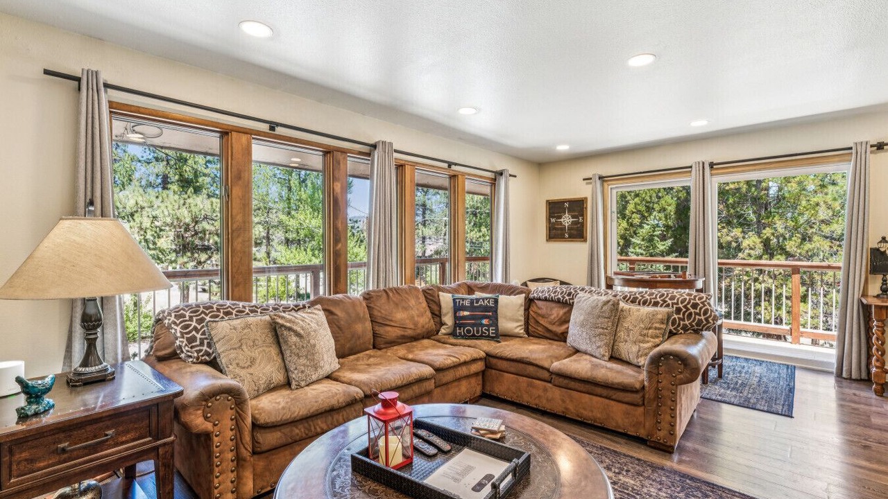 Photo of Bedroom in Big Bear Lake