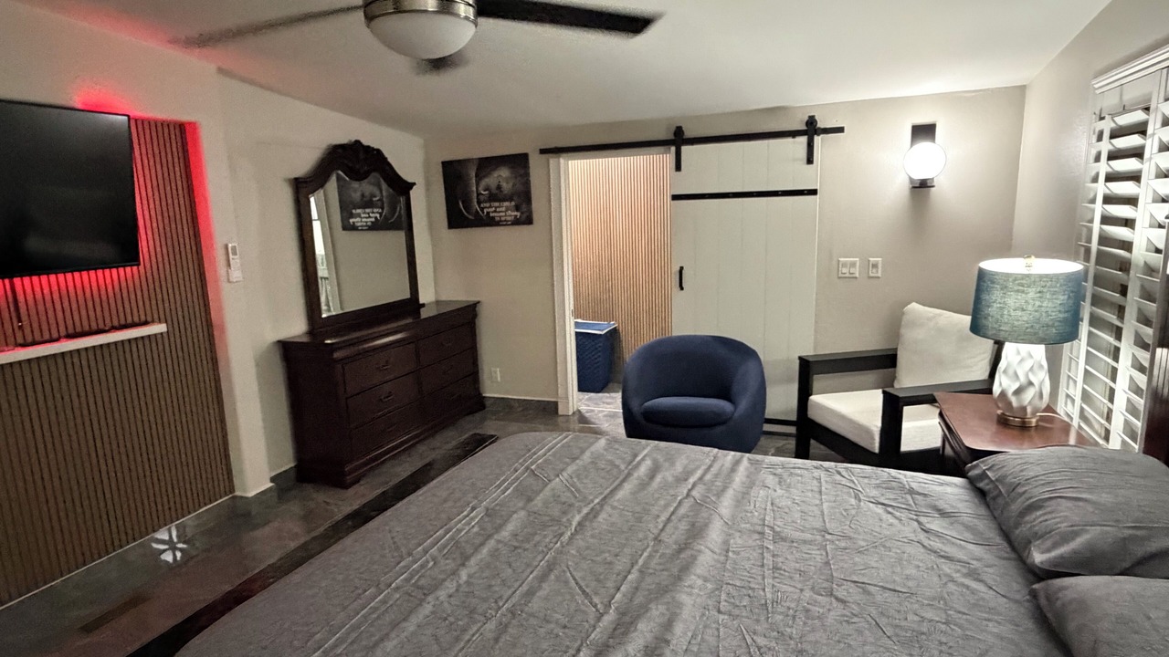 Photo of Bedroom in Sunrise Manor