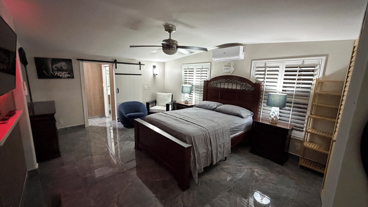 Photo of Bedroom in Sunrise Manor