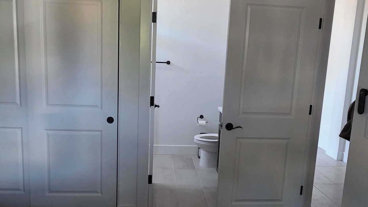 Photo of Bedroom in Enterprise
