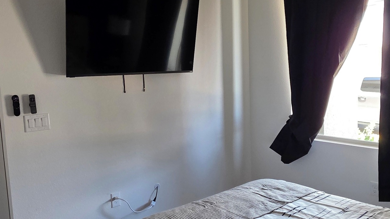 Photo of Bedroom in Enterprise