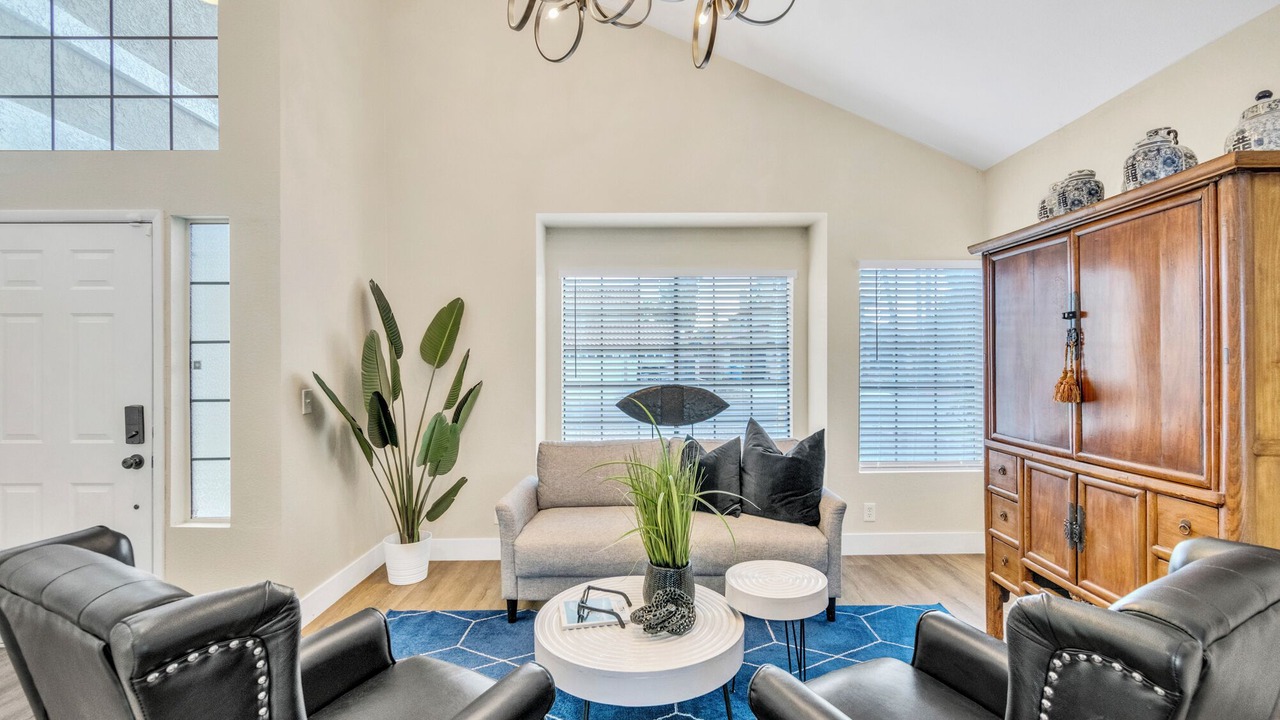 Photo of Livingroom in Spring Valley