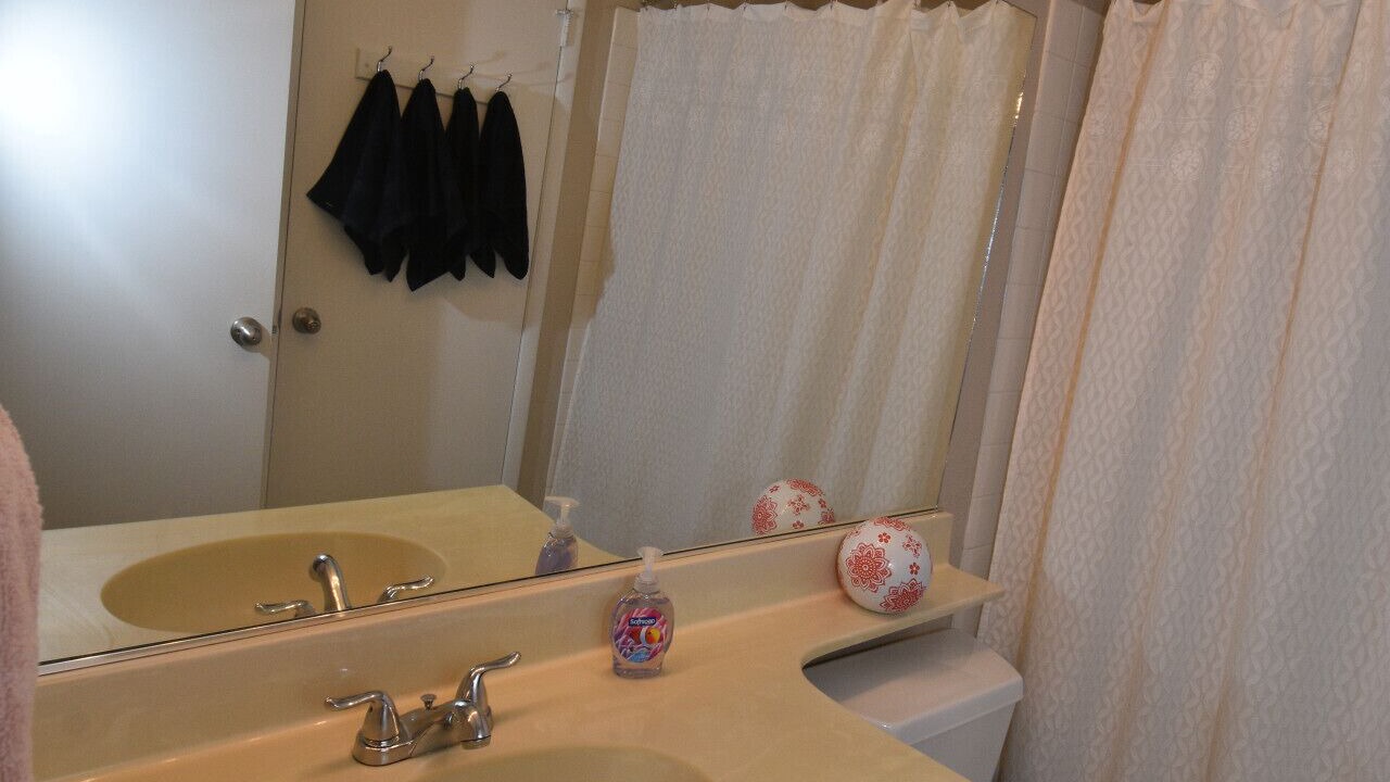 Photo of Bathroom in Green Valley North