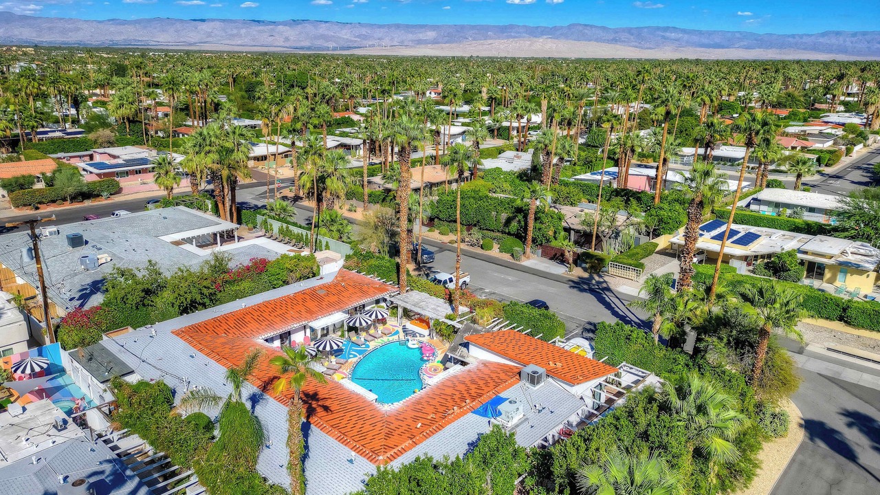 Photo of Outdoor in Tahquitz River Estates
