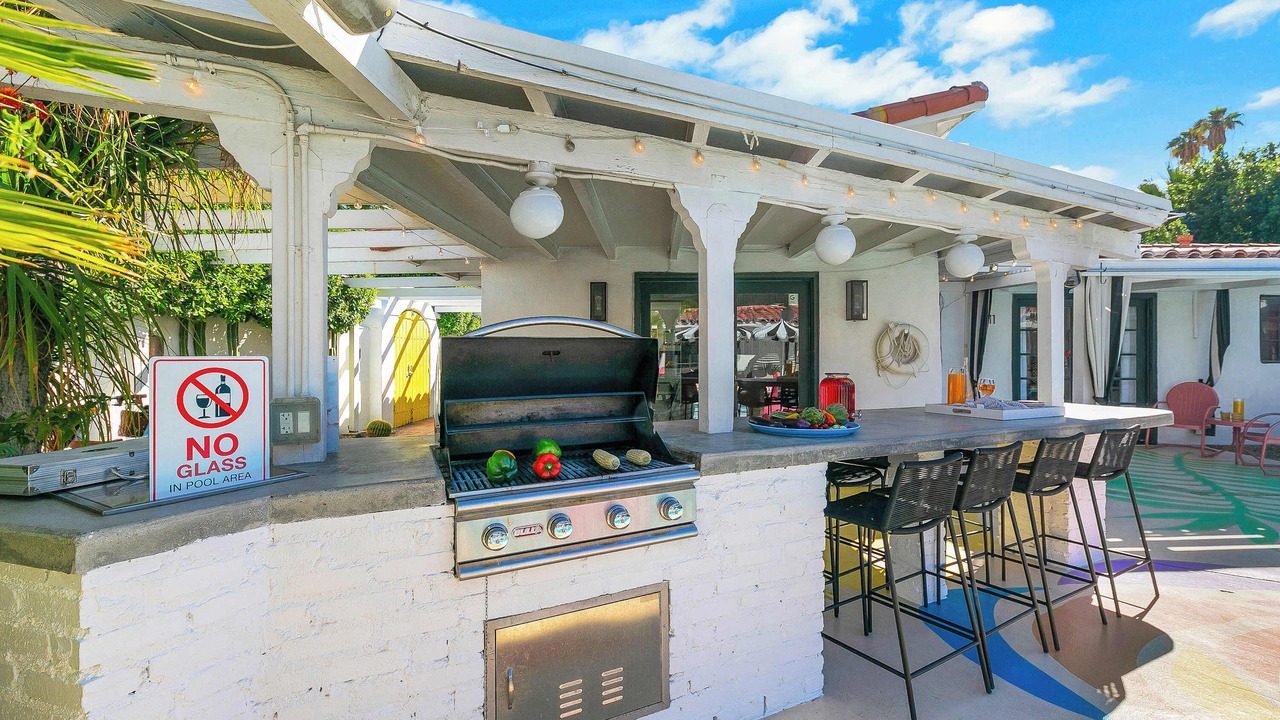 Photo of Outdoor in Tahquitz River Estates