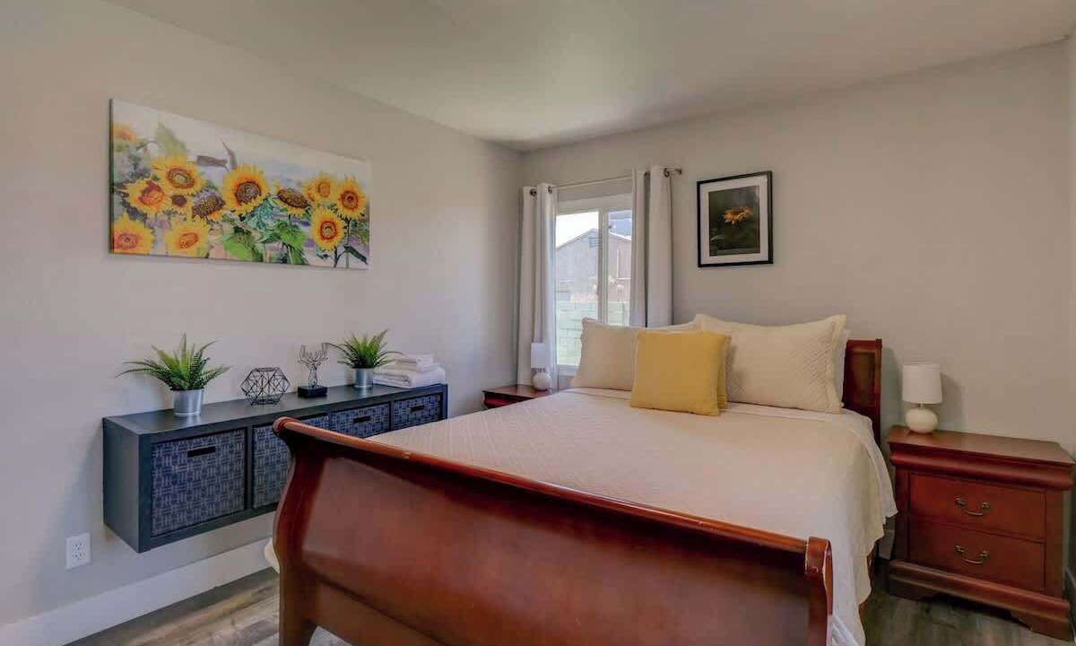 Photo of Bedroom in Townsite