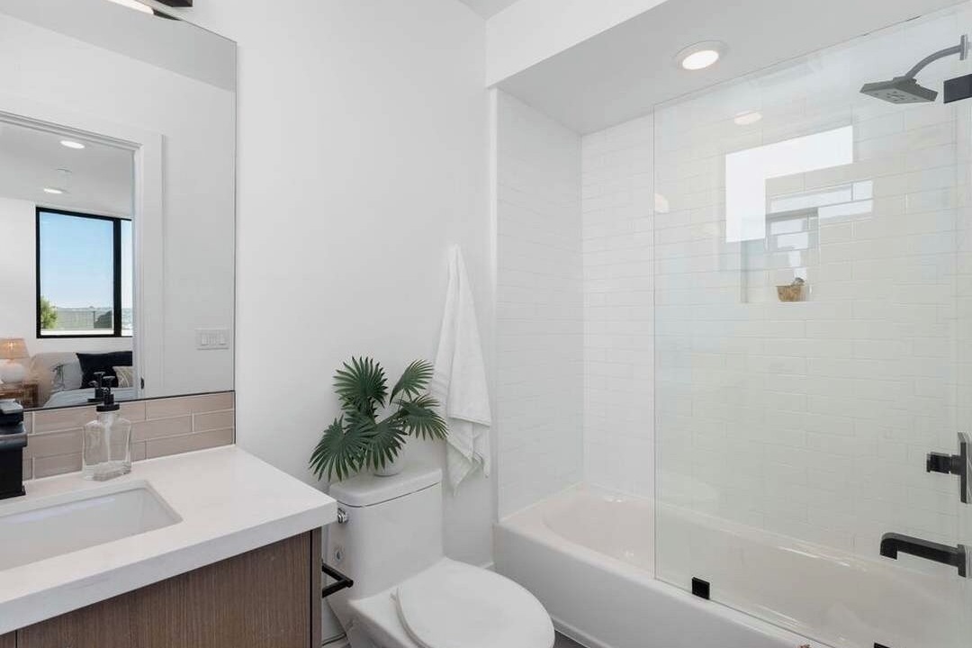 Photo of Bathroom in Rampart Village