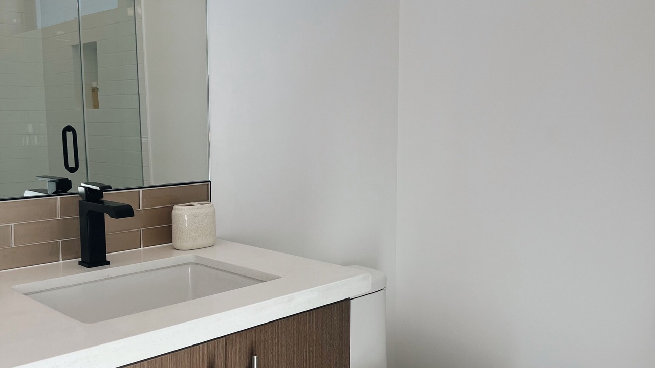 Photo of Bathroom in Rampart Village
