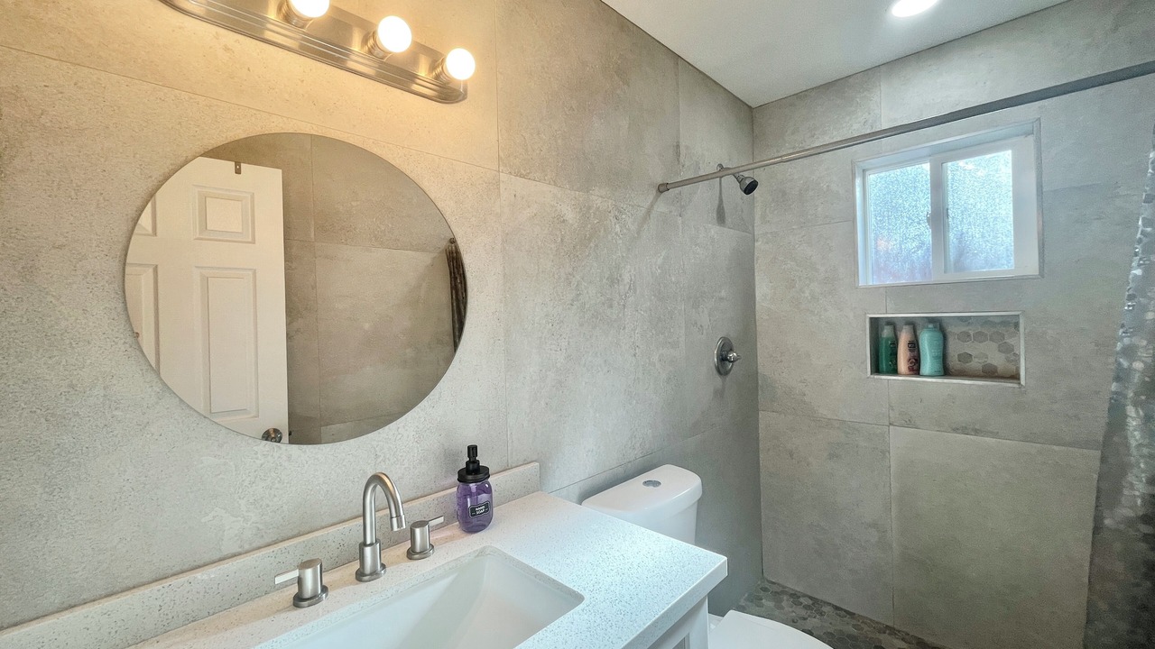 Photo of Bathroom in Chinatown