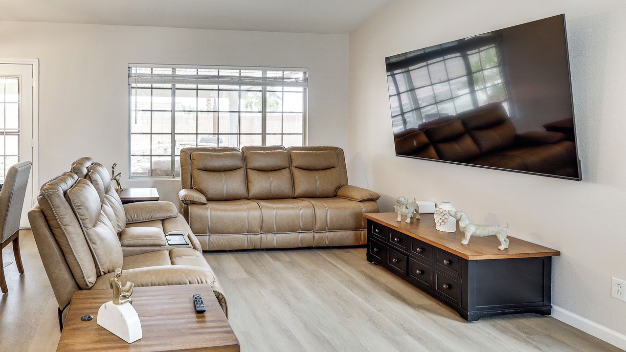 Photo of Livingroom in Sunrise Manor
