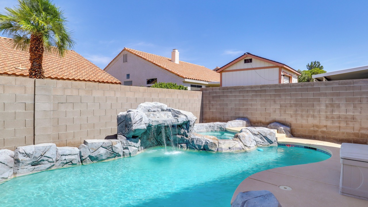 Photo of Outdoor in Highland Hills