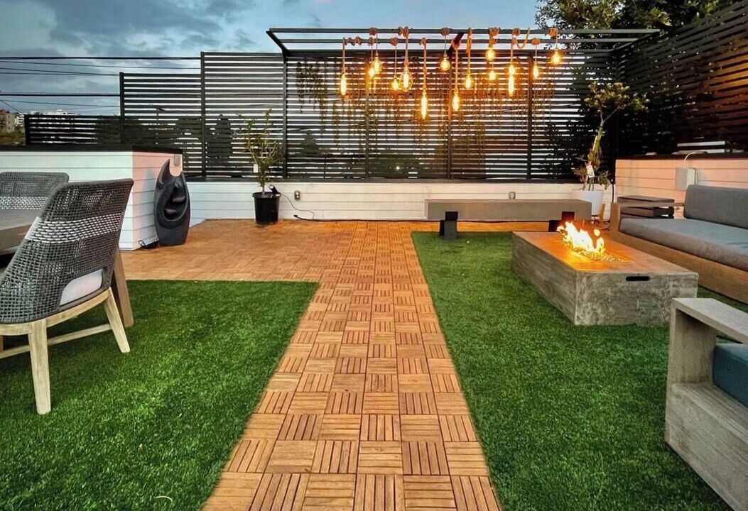Photo of Outdoor in Hollywood