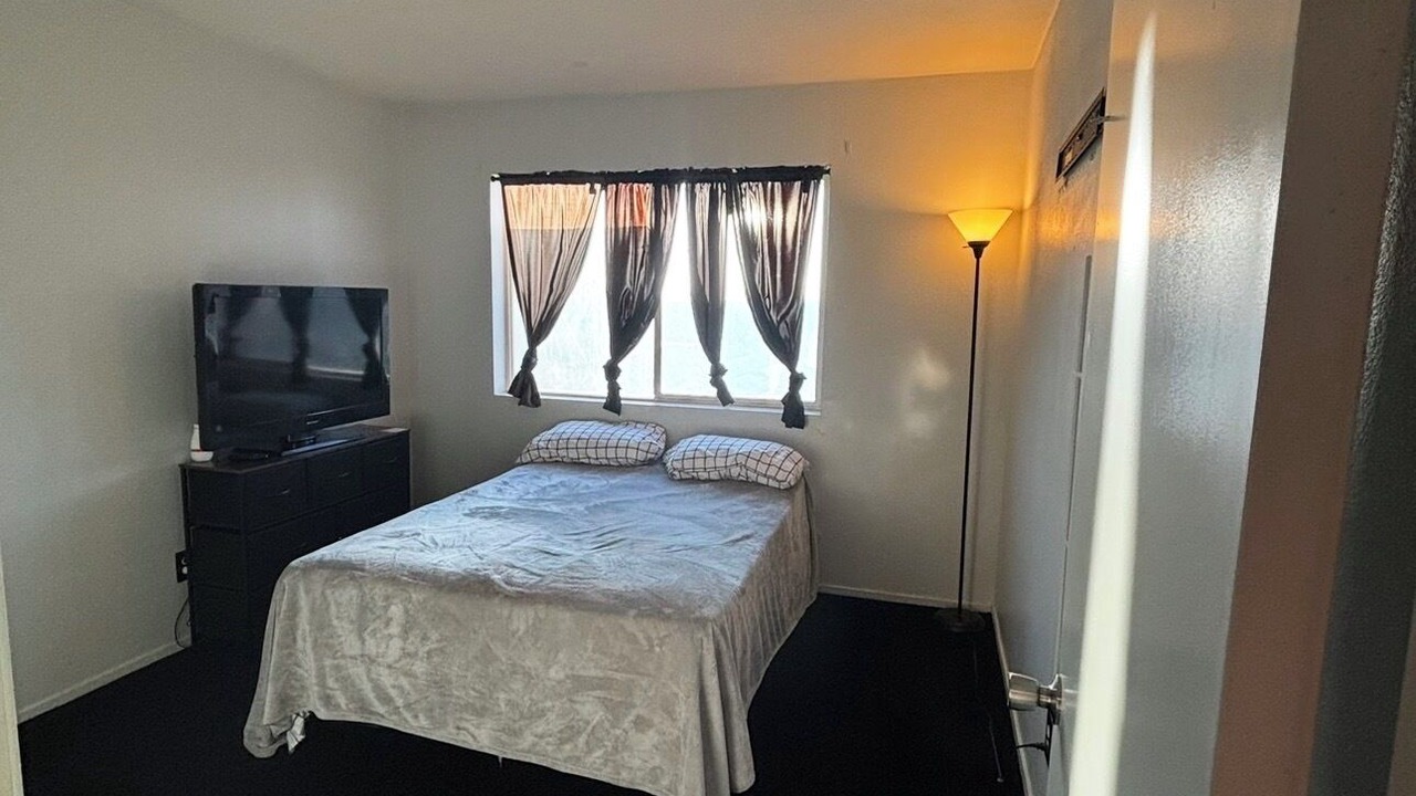 Photo of Bedroom in Sunrise Manor