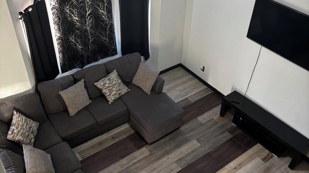 Photo of Livingroom in Sunrise Manor