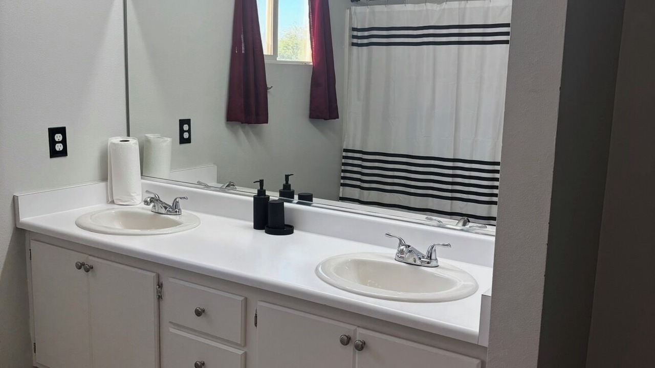 Photo of Bathroom in Sunrise Manor