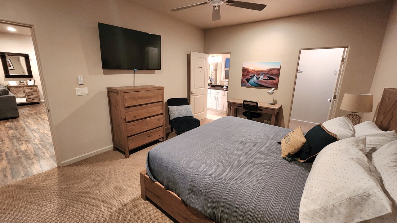 Photo of Bedroom in Greenehaven