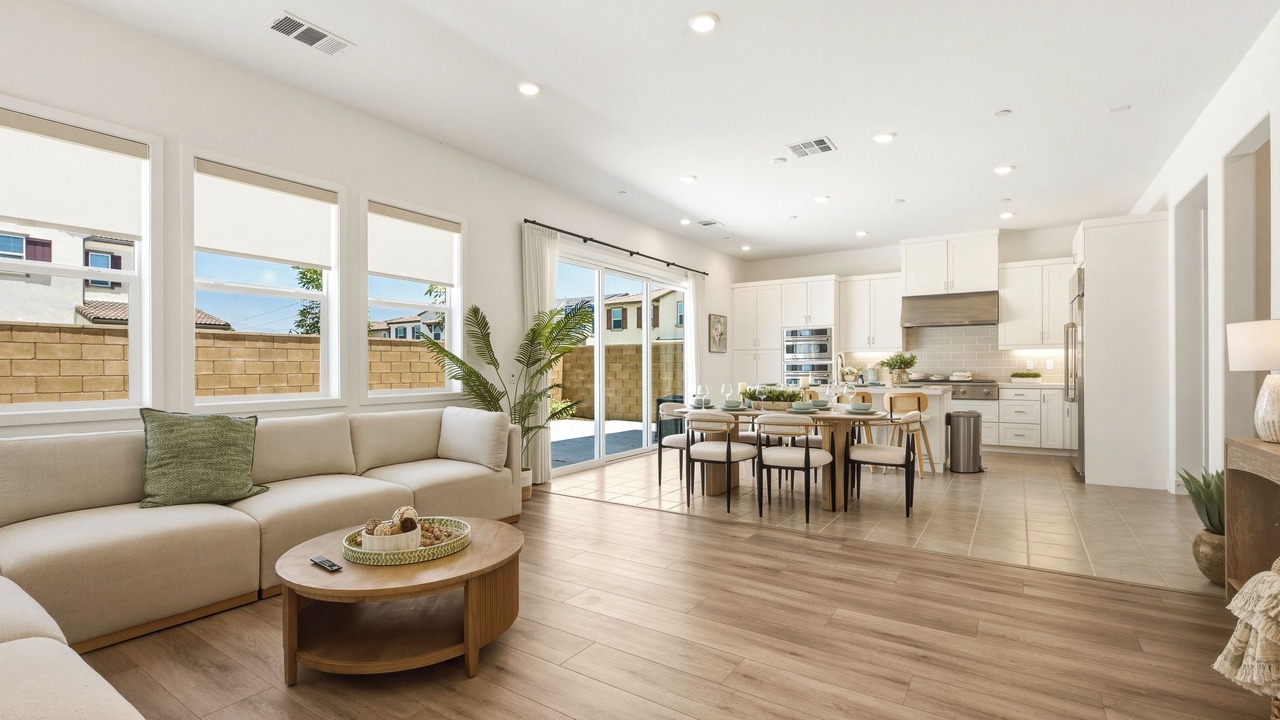Photo of Livingroom in Hacienda Heights
