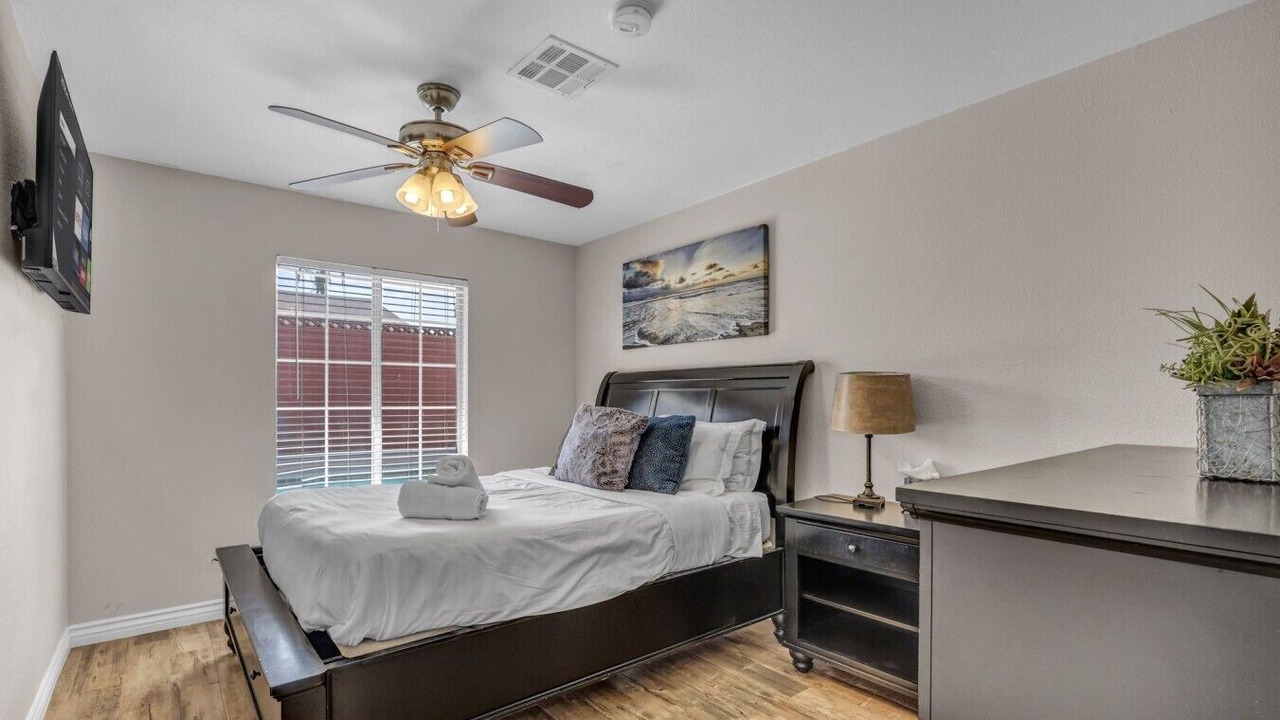 Photo of Others in Paradise