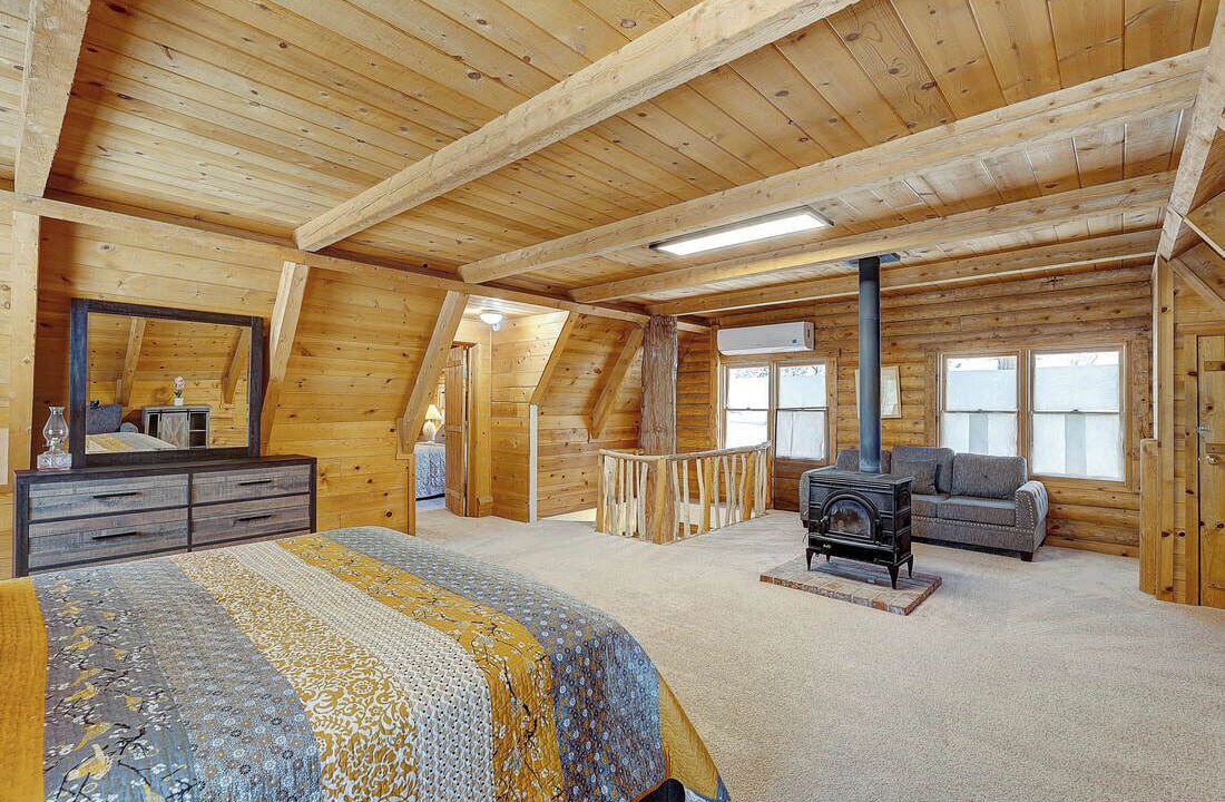 Photo of Bedroom in Fern Valley