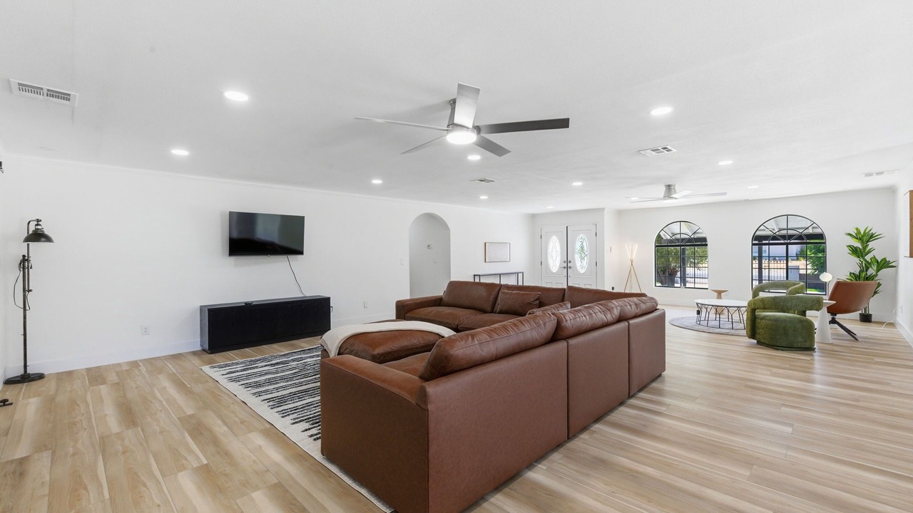Photo of Livingroom in Centennial Hills