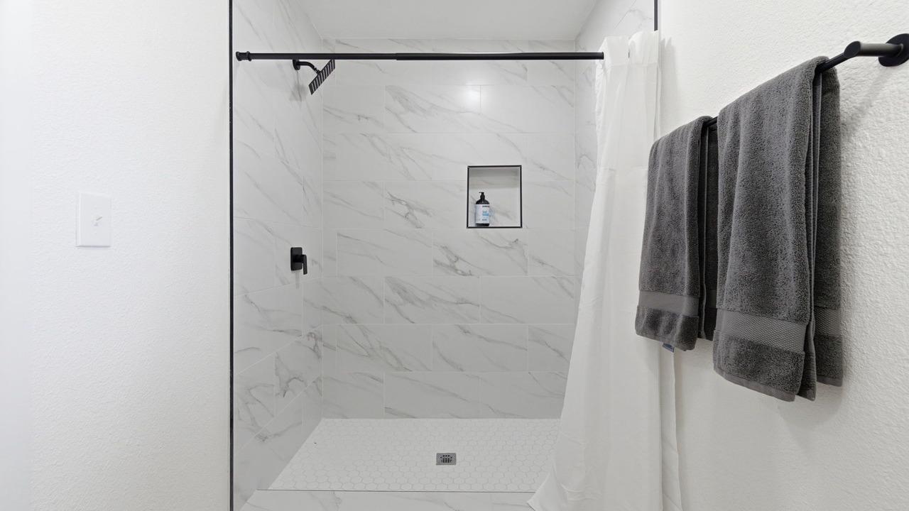 Photo of Bathroom in Centennial Hills