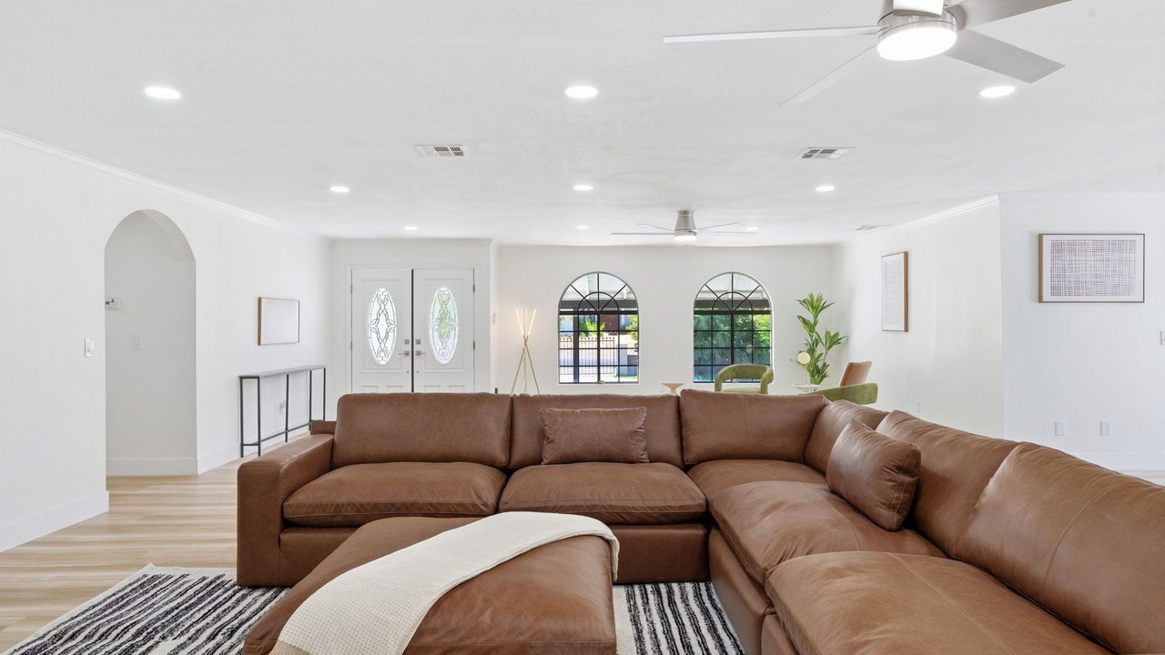 Photo of Livingroom in Centennial Hills