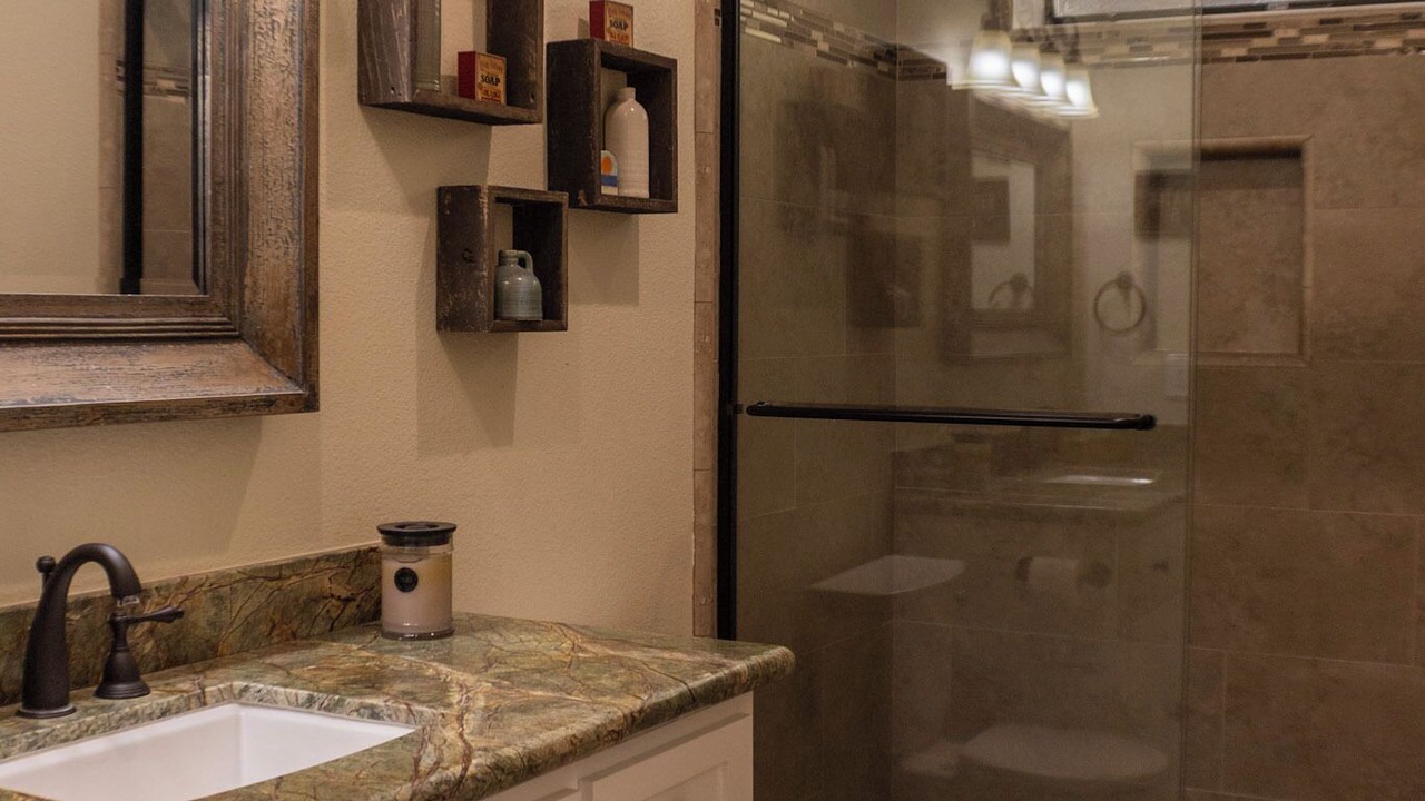 Photo of Bathroom in California Hot Springs