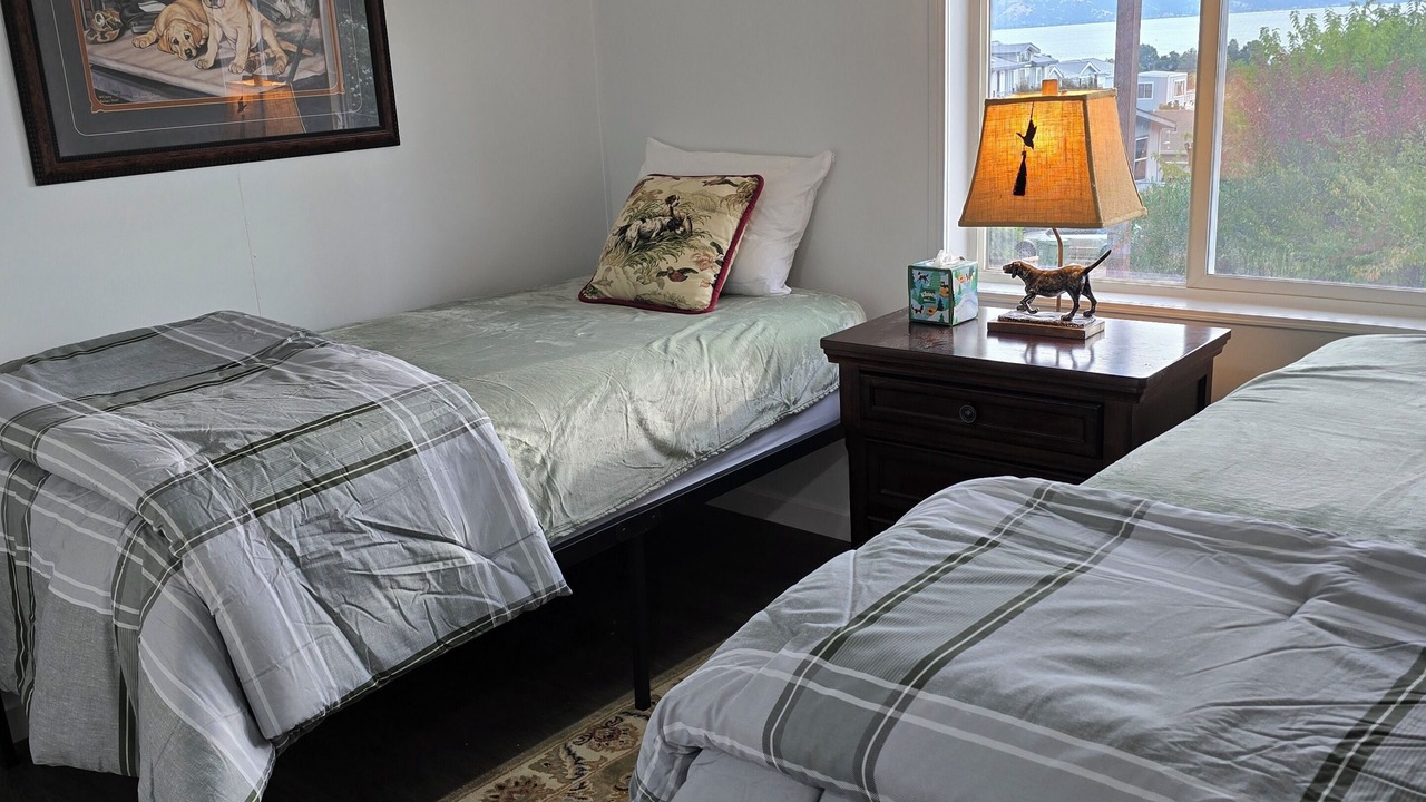 Photo of Bedroom in North Lakeport