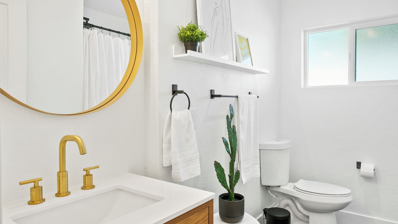 Photo of Bathroom in Peaceful Valley
