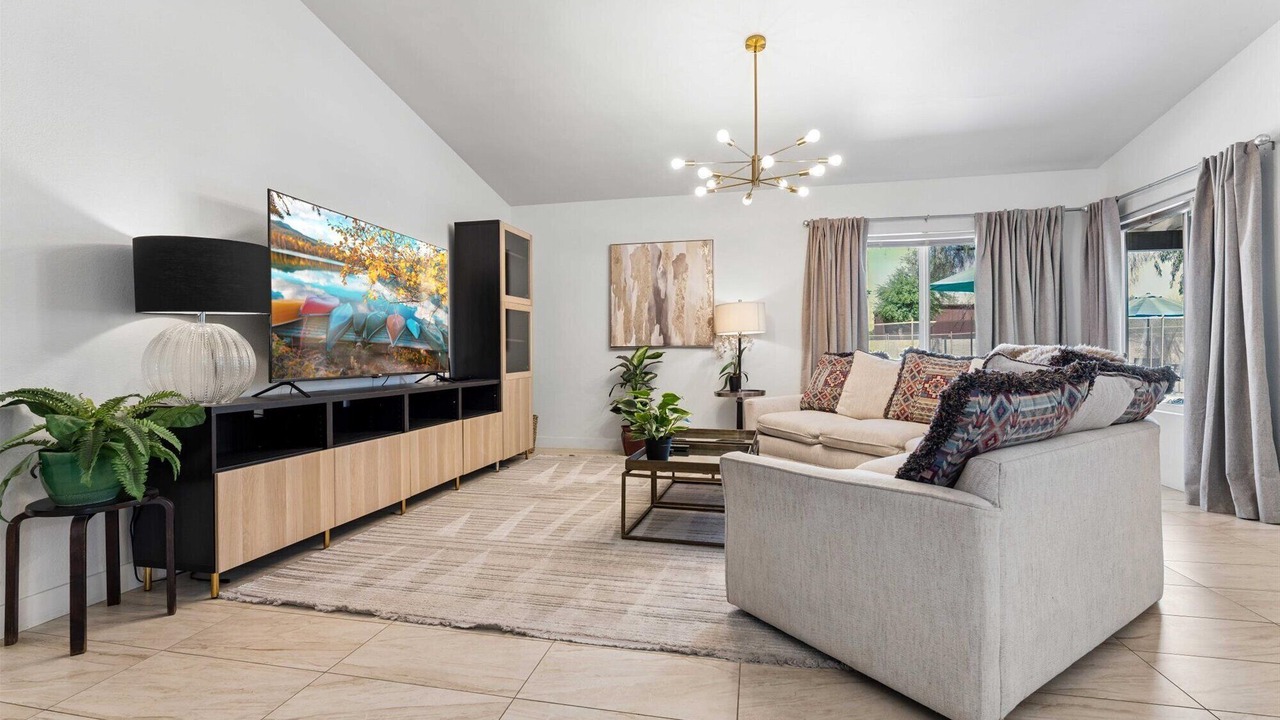 Photo of Livingroom in Central Scottsdale