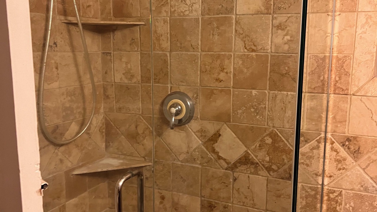 Photo of Bathroom in Downtown Riverside