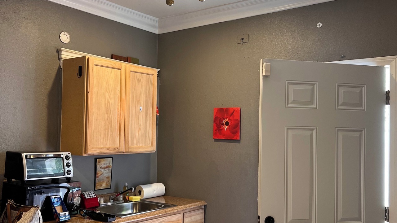 Photo of Bedroom in Downtown Riverside