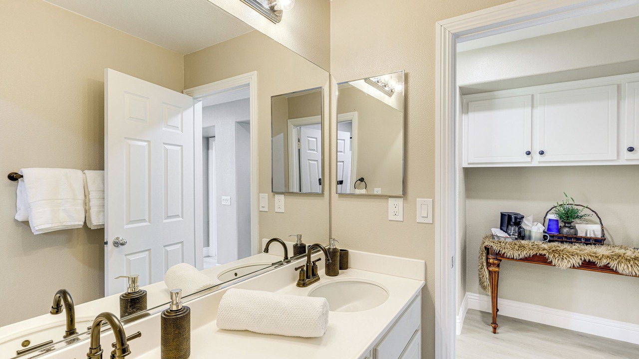 Photo of Bathroom in Beaumont
