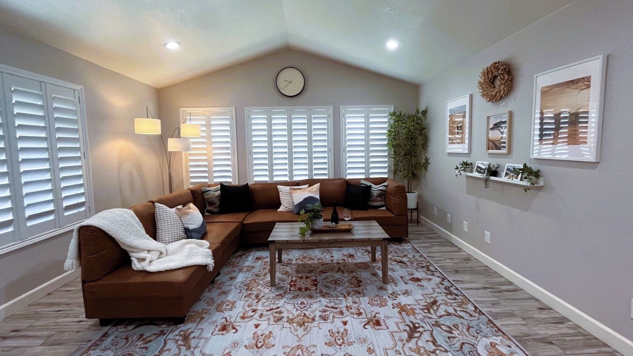 Photo of Livingroom in Chinatown