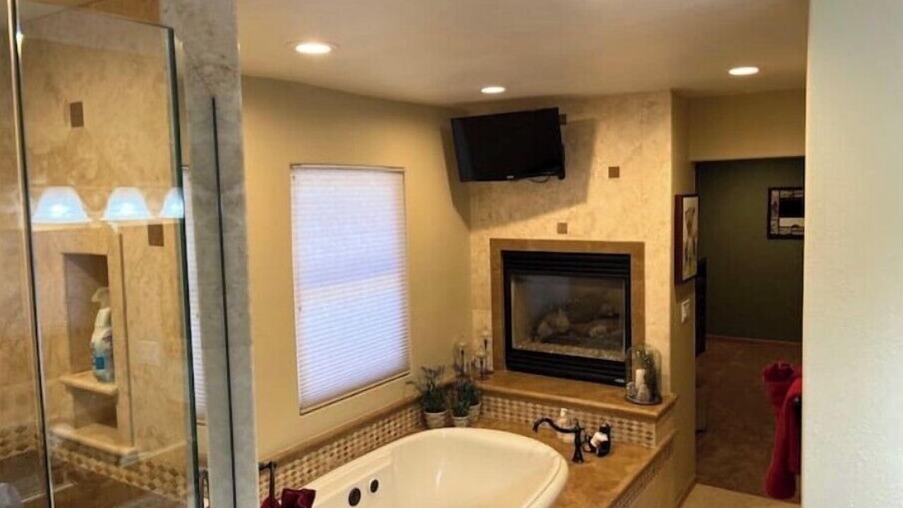 Photo of Bathroom in Fox Farm
