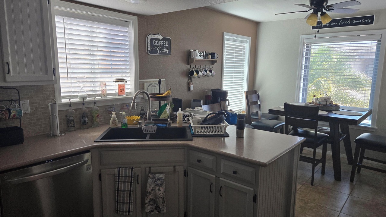 Photo of Kitchen in Mohave Valley