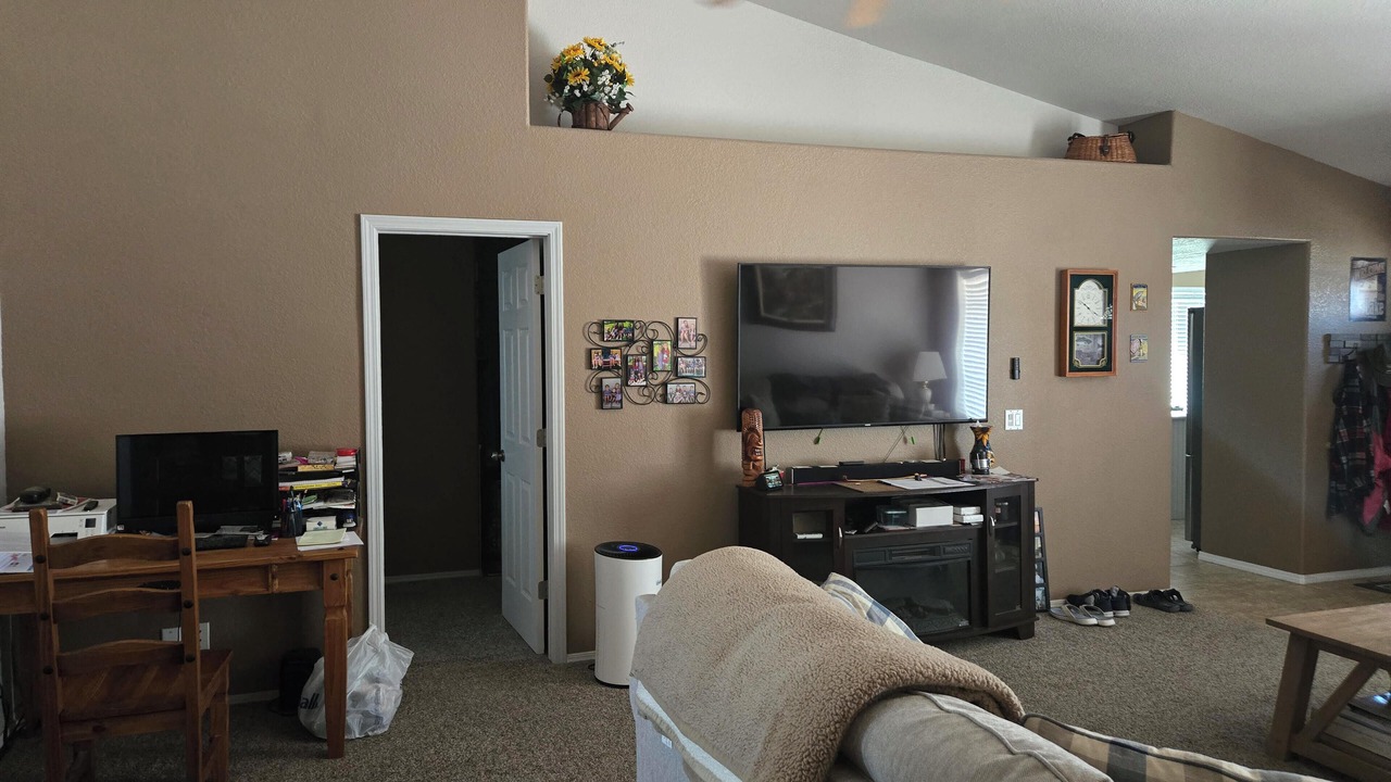 Photo of Livingroom in Mohave Valley