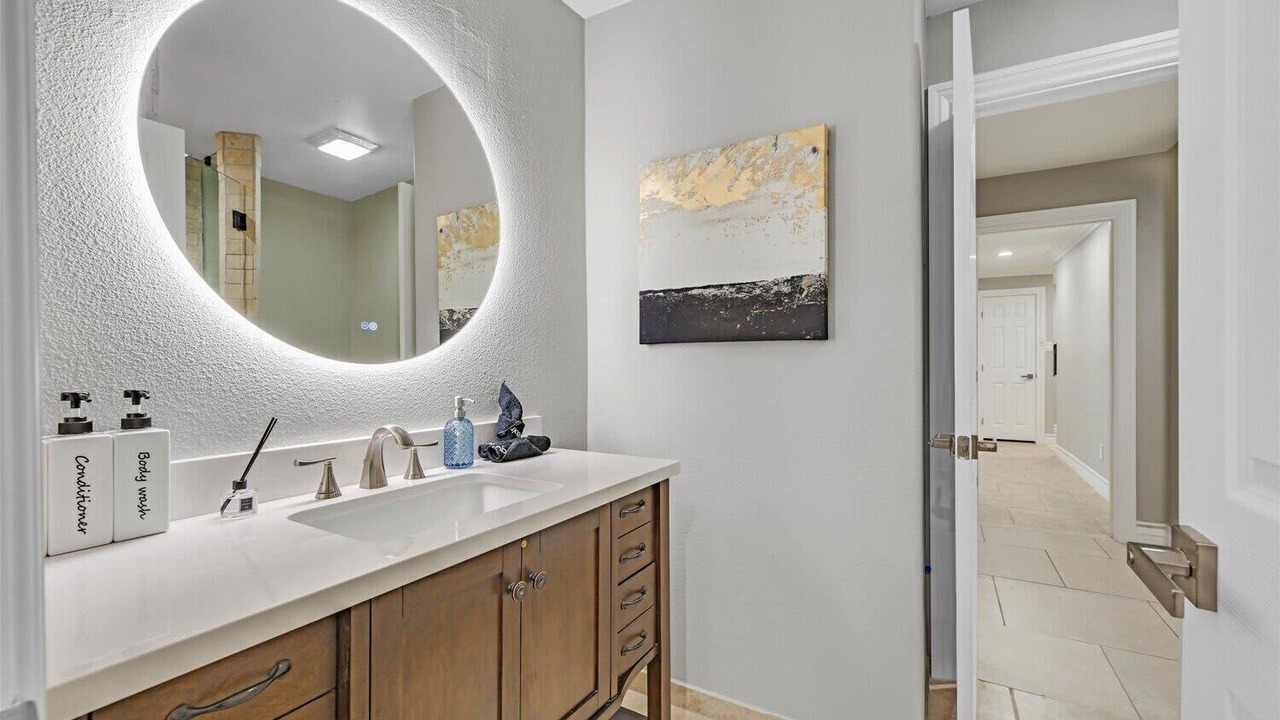 Photo of Bathroom in Foothills
