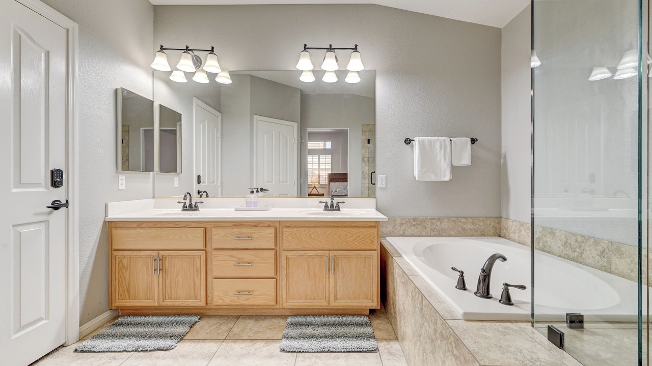 Photo of Bathroom in Green Valley