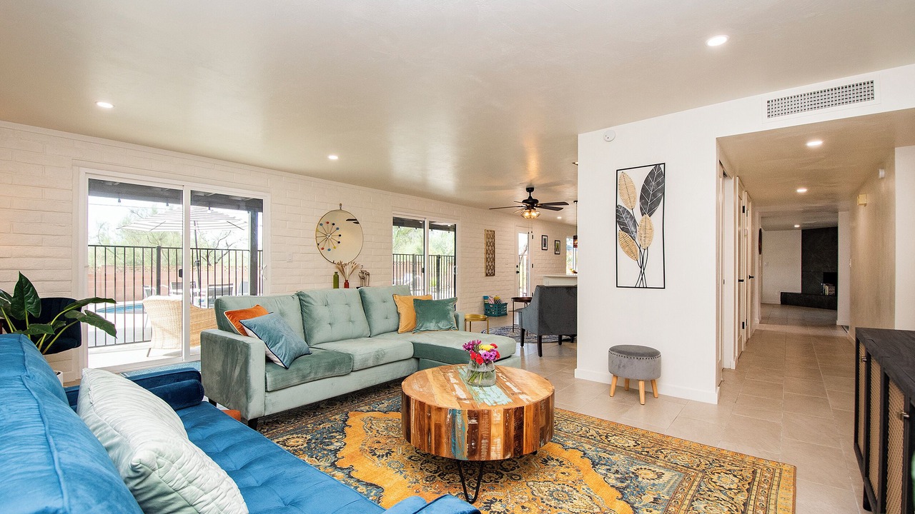 Photo of Livingroom in Oracle Heights Estates