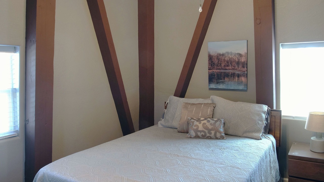 Photo of Bedroom in North Lakeport