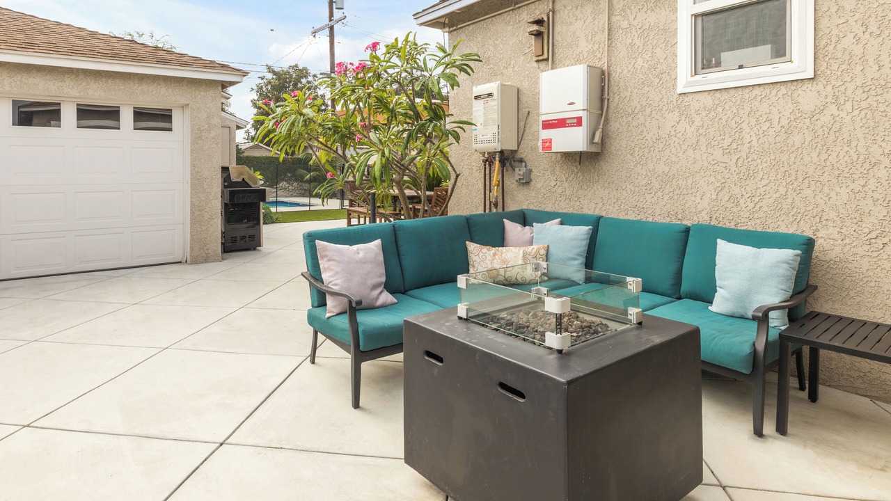 Photo of Patio Balcony in Del Aire