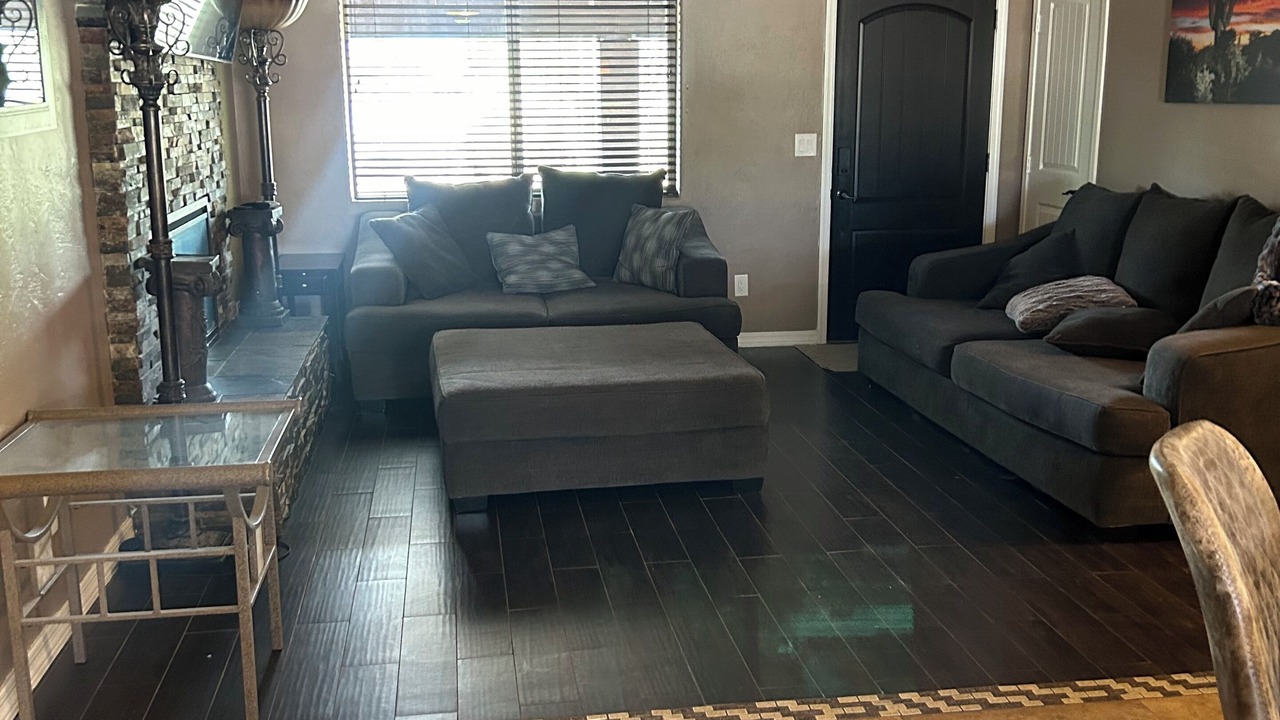 Photo of Livingroom in Ranchitos Palos Verdes