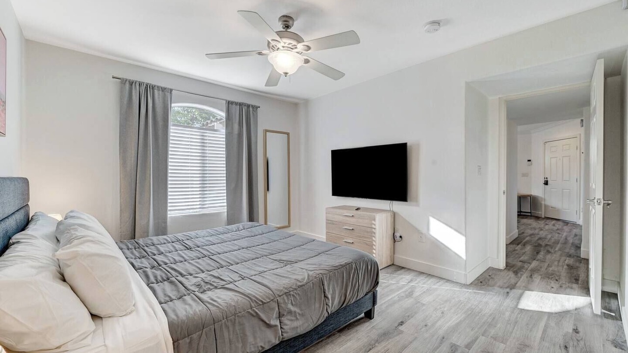 Photo of Bedroom in Spring Valley