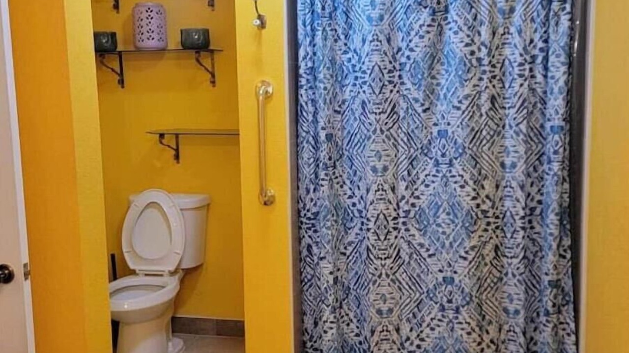 Photo of Bathroom in Sunrise Manor